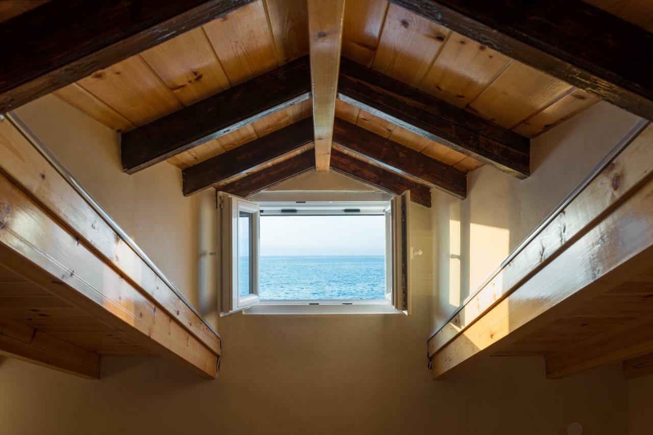 Tamaris Beach House Acharavi  Exterior photo
